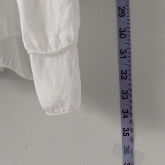 FEMME FATALE White sheer blouse Size M - Picture 5 of 9